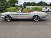 Image 6 of 15 of a 1965 FORD MUSTANG