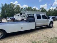 Image 2 of 11 of a 2011 FORD F-550 F SUPER DUTY