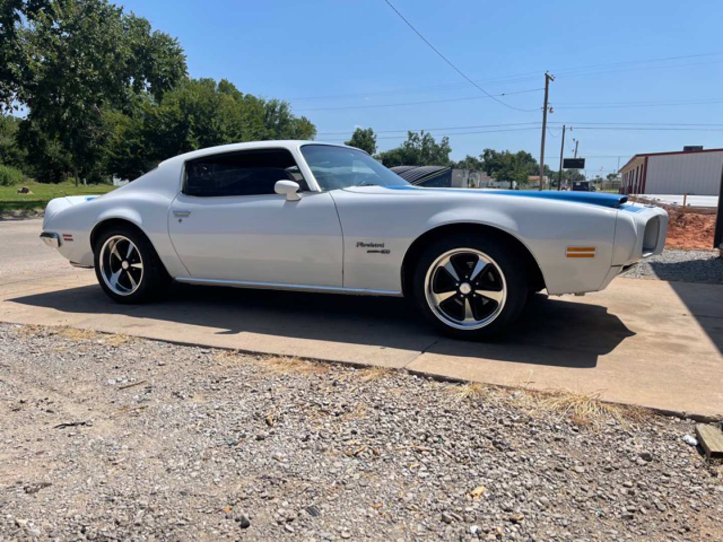 2nd Image of a 1970 PONTIAC FIREBIRD