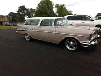 Image 3 of 13 of a 1957 CHEVROLET NOMAD
