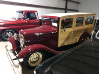 Image 3 of 5 of a 1932 FORD WOODY