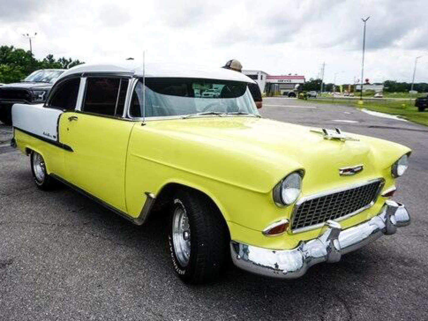 2nd Image of a 1955 CHEVROLET BELAIR