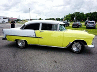 Image 7 of 32 of a 1955 CHEVROLET BELAIR