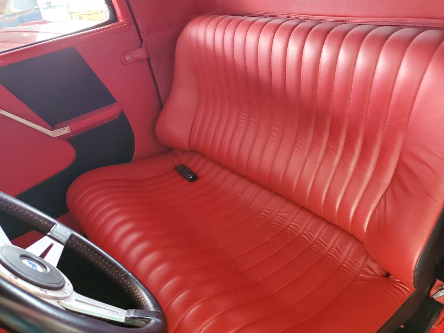 10th Image of a 1933 FORD DELUXE