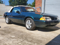 Image 3 of 16 of a 1992 FORD MUSTANG LX