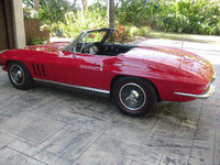 Image 8 of 14 of a 1966 CHEVROLET CORVETTE