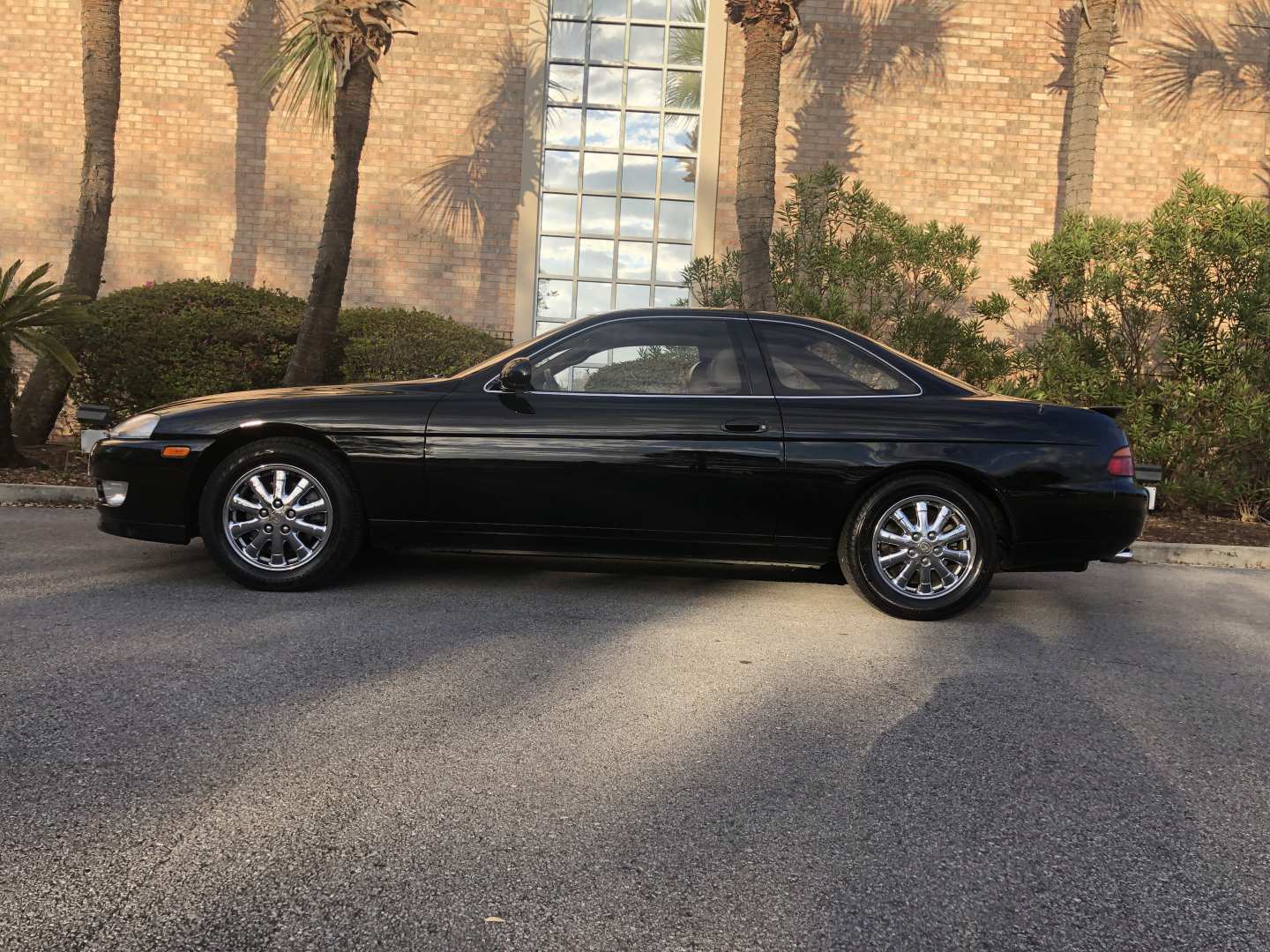 2nd Image of a 1993 LEXUS SC 400 UZZ30L