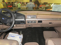 Image 5 of 12 of a 1993 FORD BRONCO