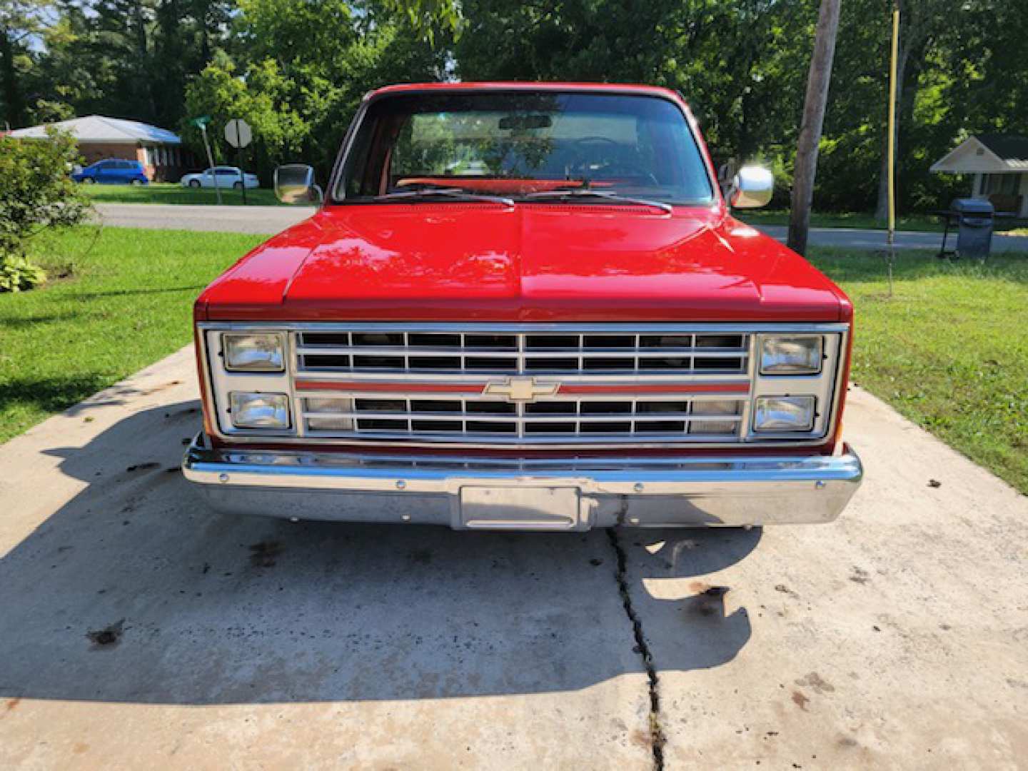 2nd Image of a 1984 CHEVROLET C10