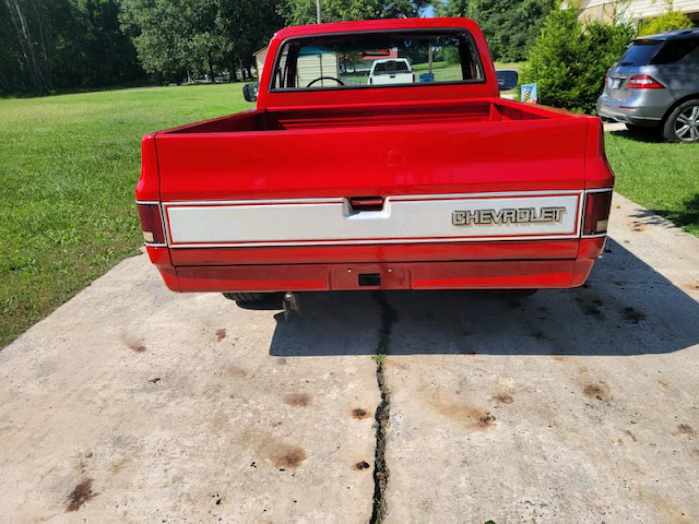 3rd Image of a 1984 CHEVROLET C10