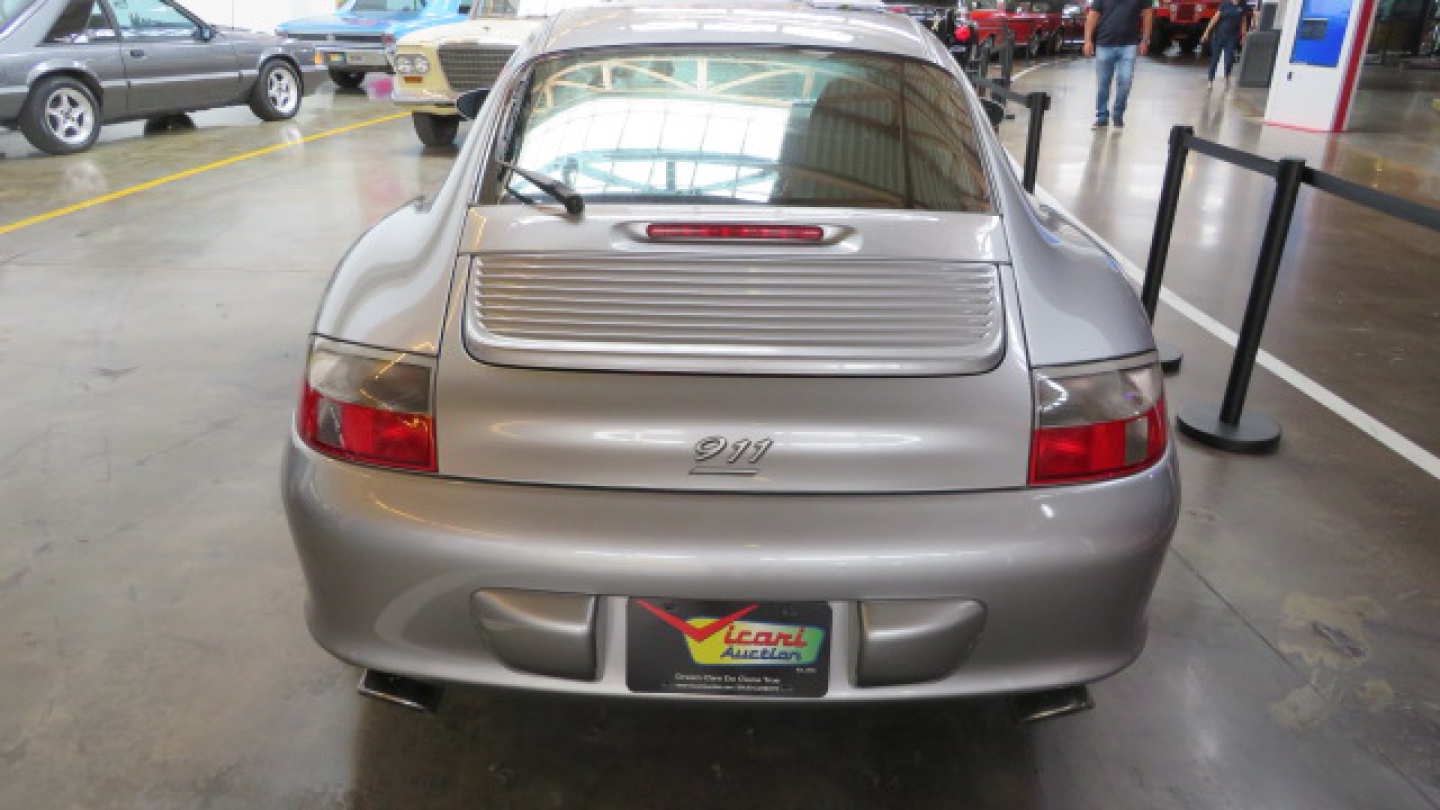 7th Image of a 2004 PORSCHE 911