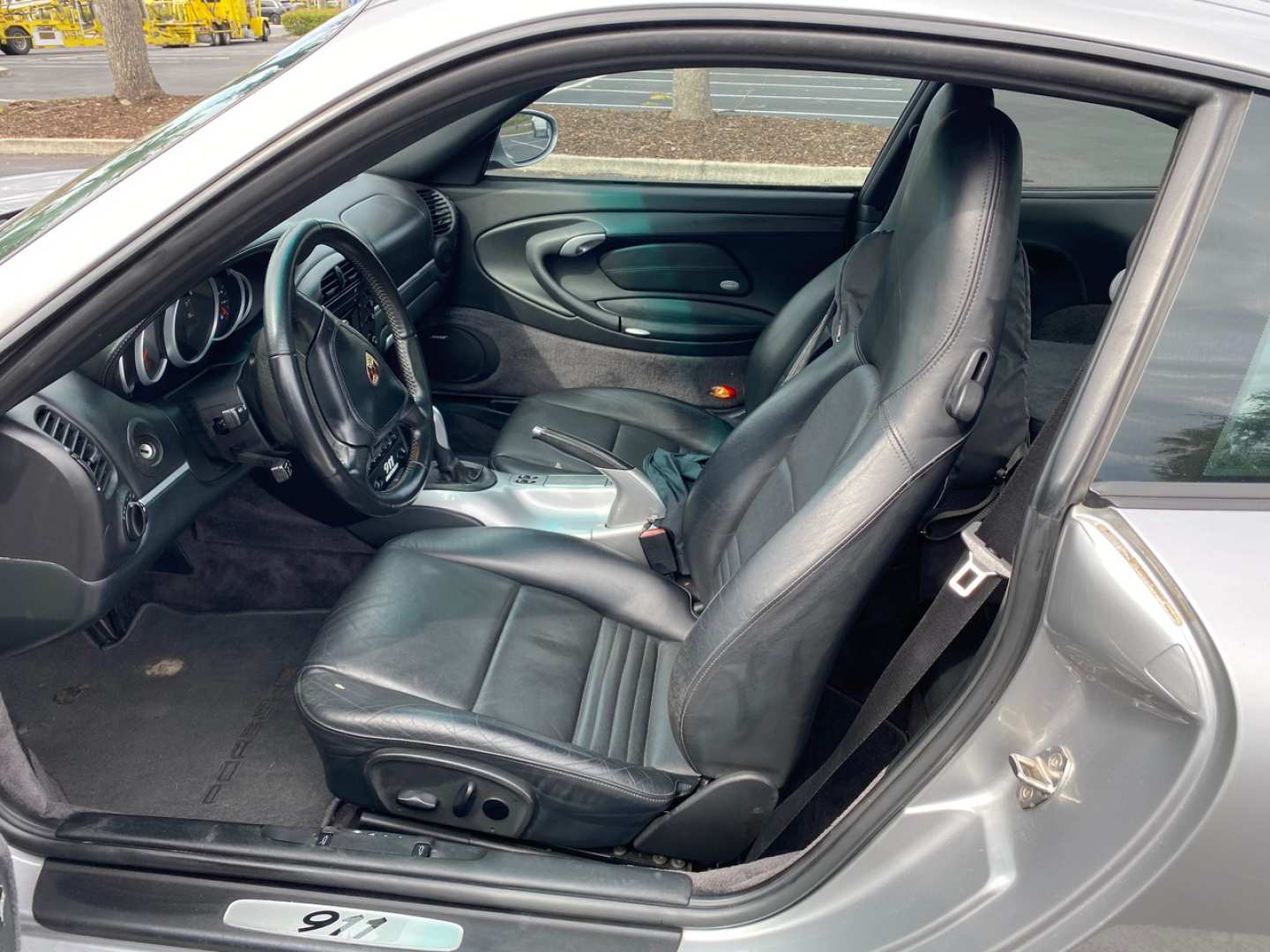 9th Image of a 2004 PORSCHE 911