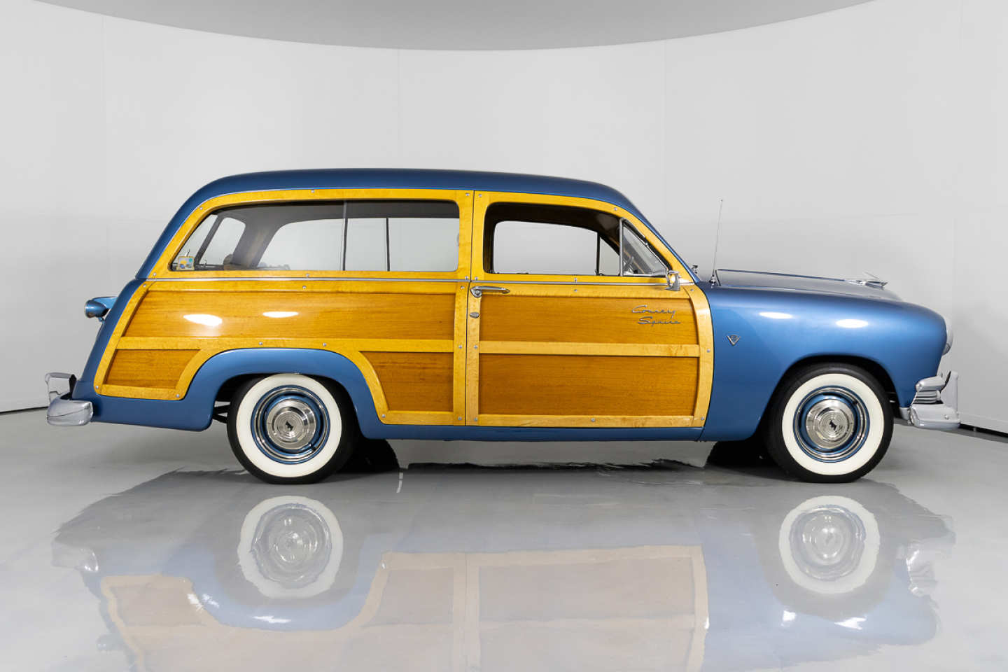 7th Image of a 1951 FORD COUNTRY SQUIRE