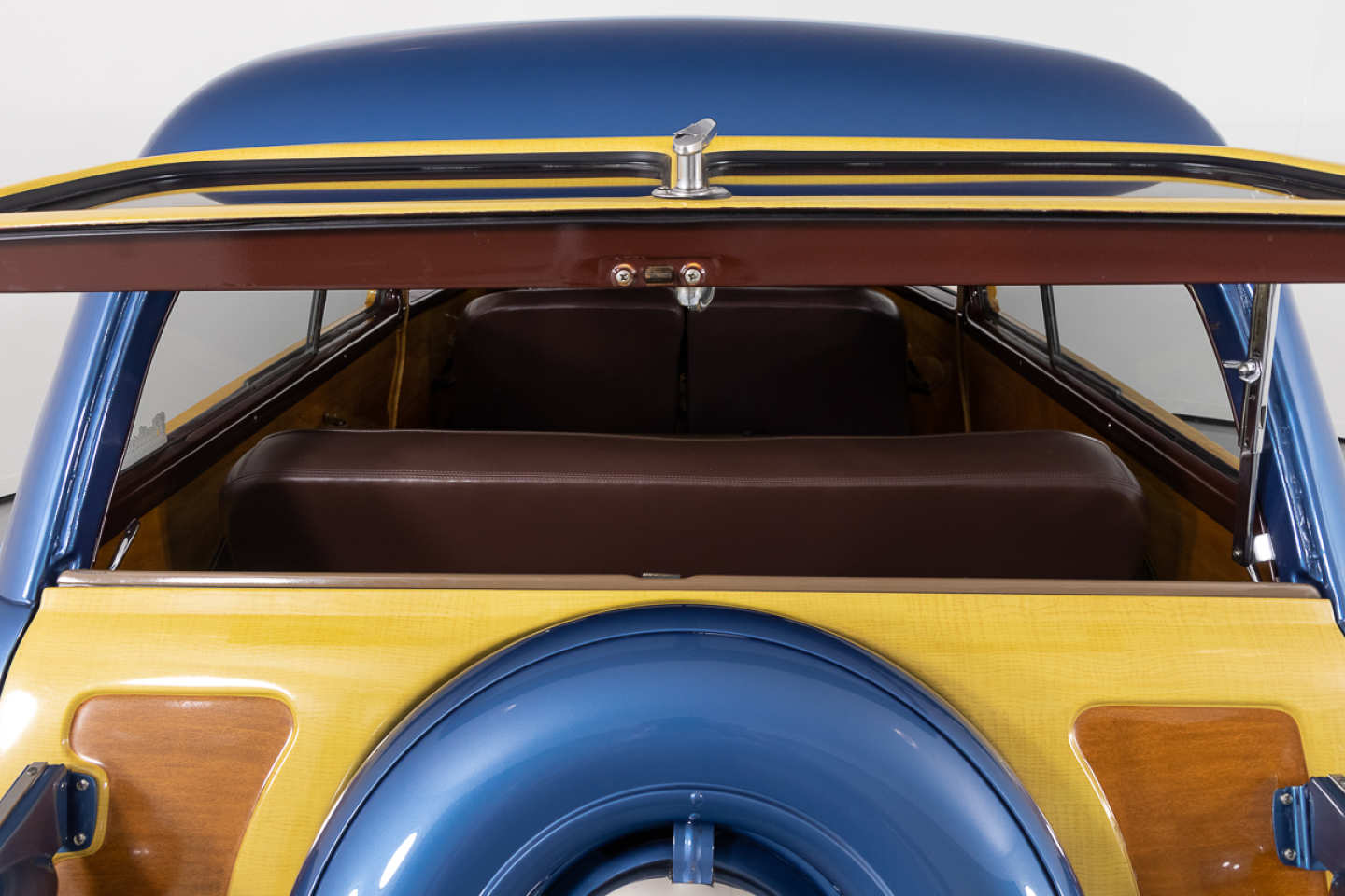 10th Image of a 1951 FORD COUNTRY SQUIRE