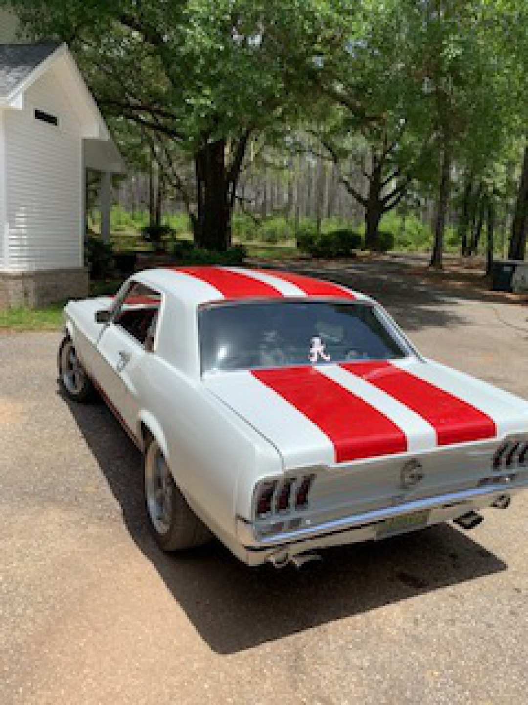 2nd Image of a 1968 FORD MUSTANG