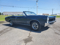 Image 6 of 19 of a 1966 PONTIAC GTO