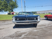 Image 7 of 19 of a 1966 PONTIAC GTO