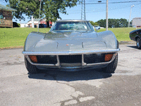 Image 3 of 12 of a 1971 CHEVROLET CORVETTE