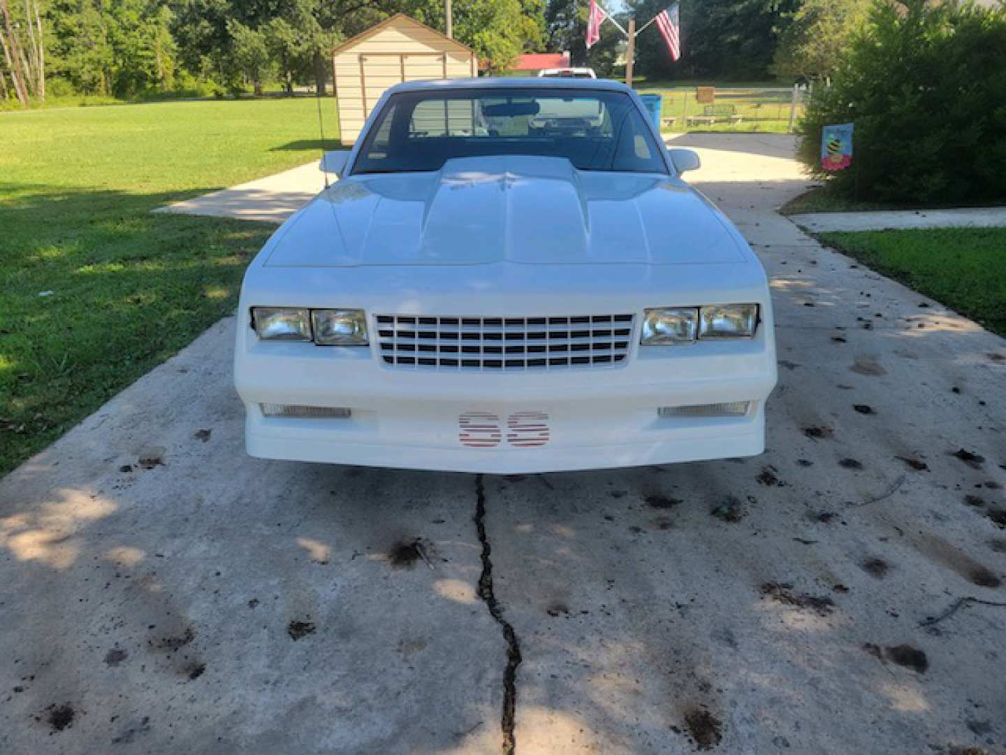 2nd Image of a 1986 CHEVROLET EL CAMINO