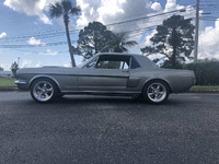 Image 3 of 7 of a 1965 FORD MUSTANG