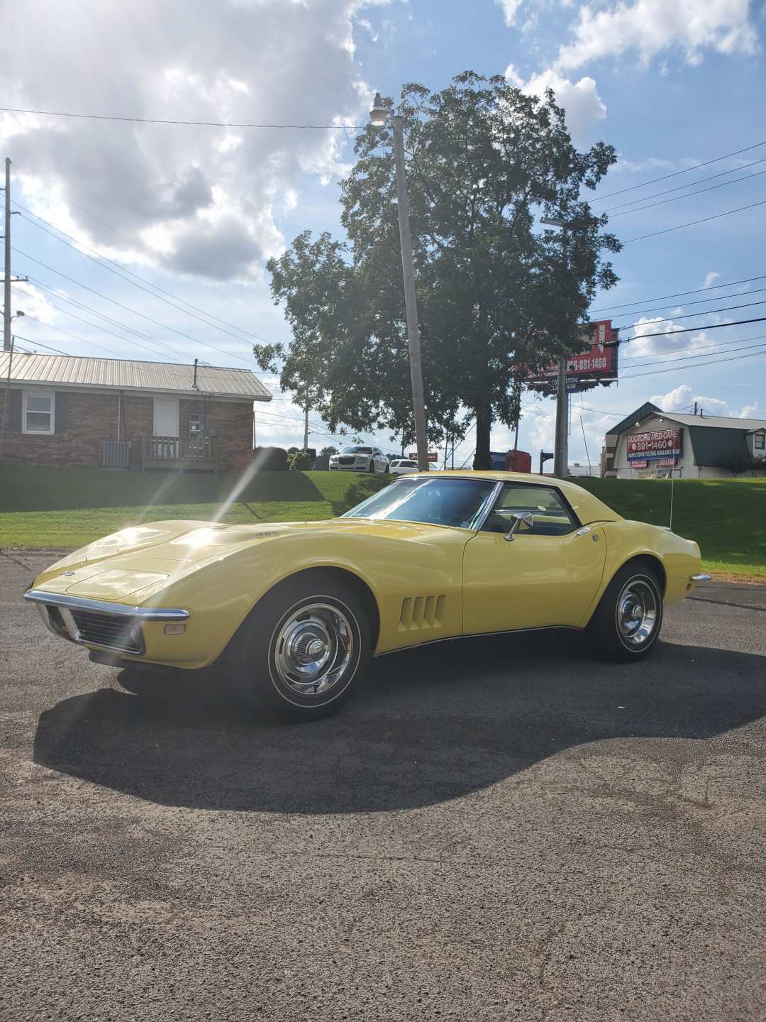 1st Image of a 1968 CHEVROLET CORVETTE