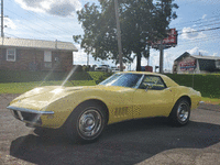 Image 2 of 35 of a 1968 CHEVROLET CORVETTE