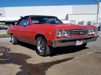 Image 4 of 13 of a 1967 CHEVROLET CHEVELLE