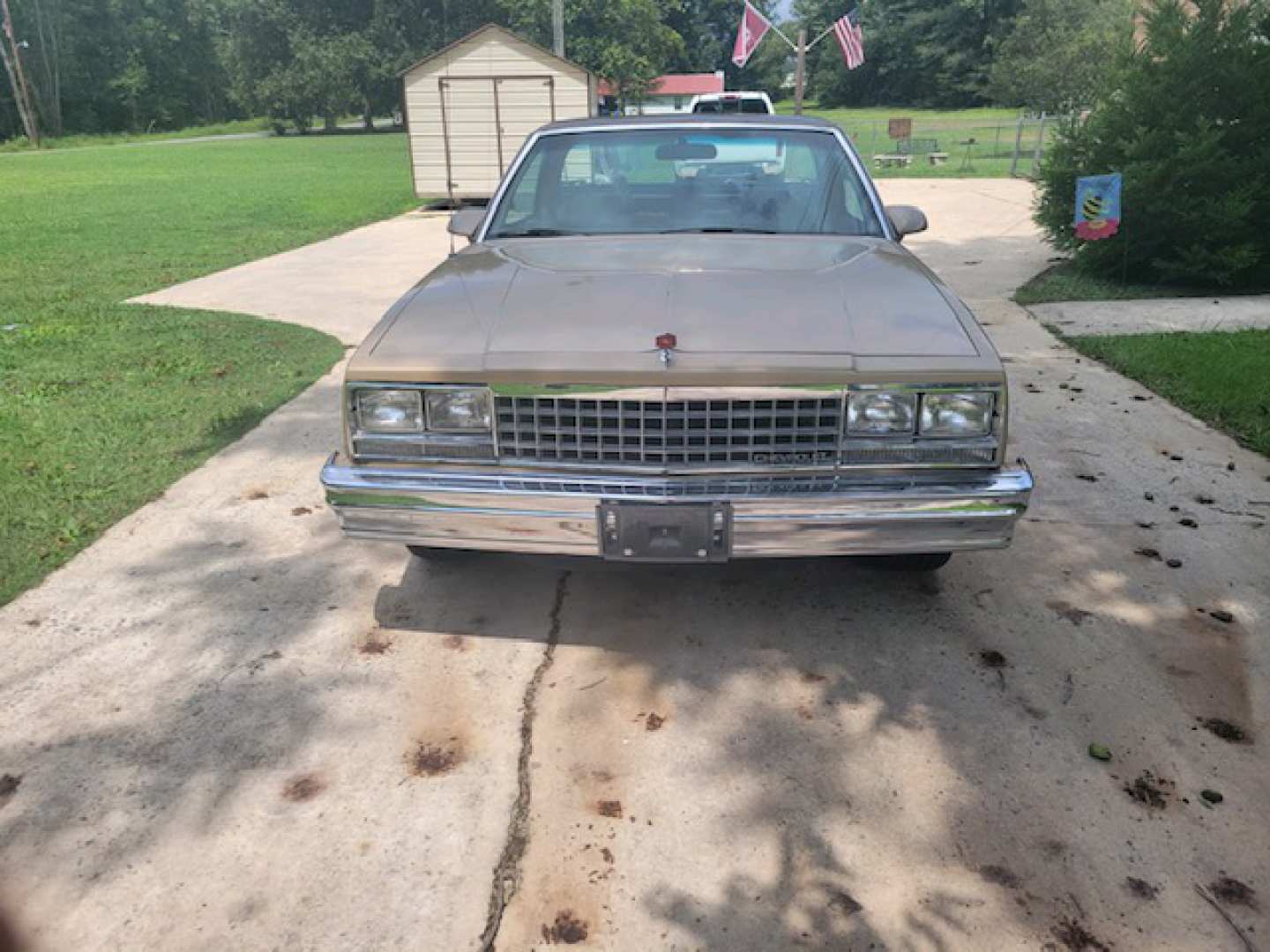 2nd Image of a 1986 CHEVROLET EL CAMINO