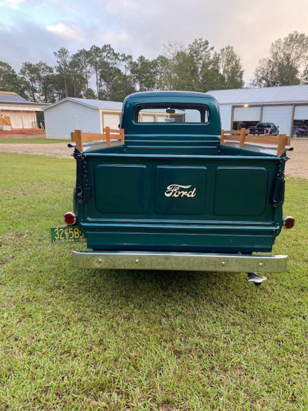 2nd Image of a 1951 FORD F3