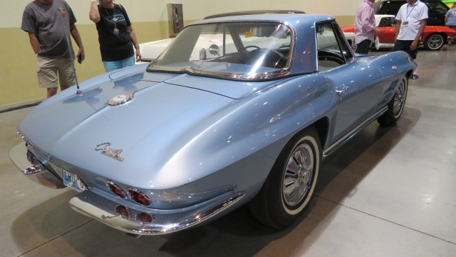 1st Image of a 1964 CHEVROLET CORVETTE