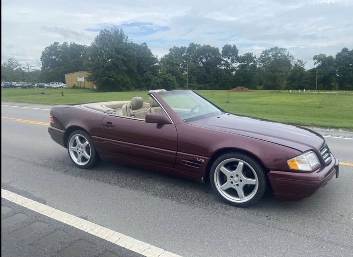 2nd Image of a 1996 MERCEDES-BENZ SL-CLASS SL500