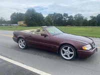 Image 3 of 6 of a 1996 MERCEDES-BENZ SL-CLASS SL500