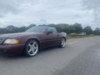 Image 5 of 6 of a 1996 MERCEDES-BENZ SL-CLASS SL500