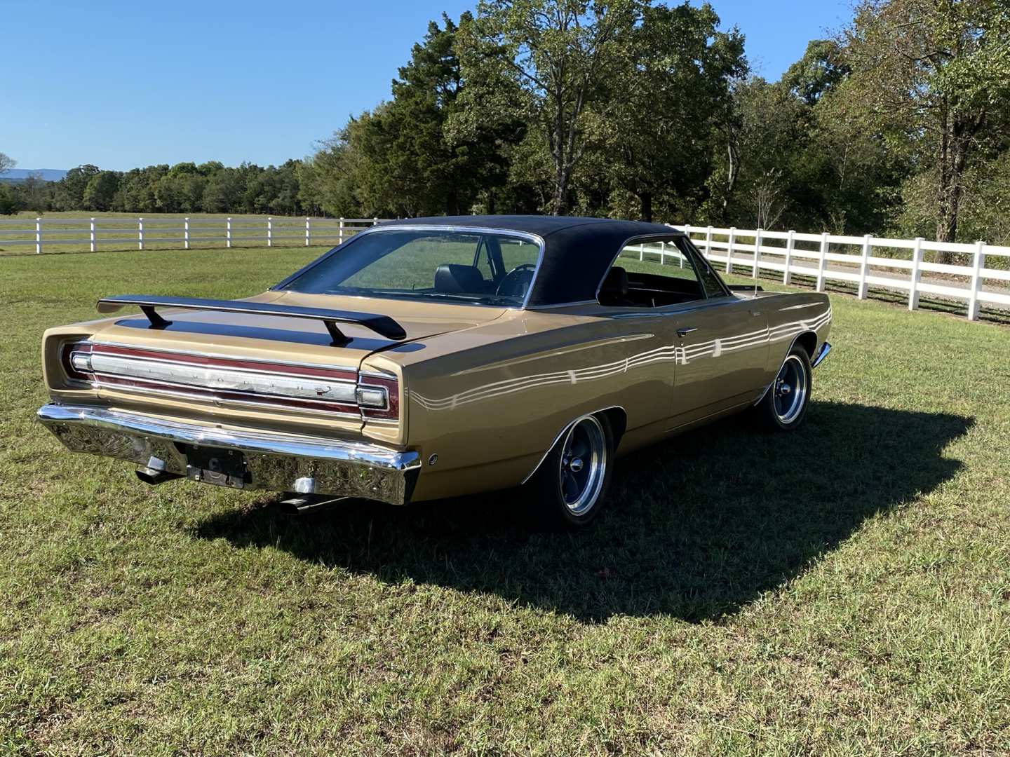 8th Image of a 1968 PLYMOUTH ROADRUNNER