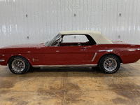 Image 5 of 14 of a 1965 FORD MUSTANG