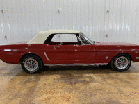 Image 6 of 14 of a 1965 FORD MUSTANG