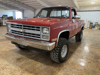 Image 2 of 15 of a 1986 CHEVROLET K10