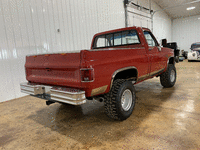 Image 3 of 15 of a 1986 CHEVROLET K10
