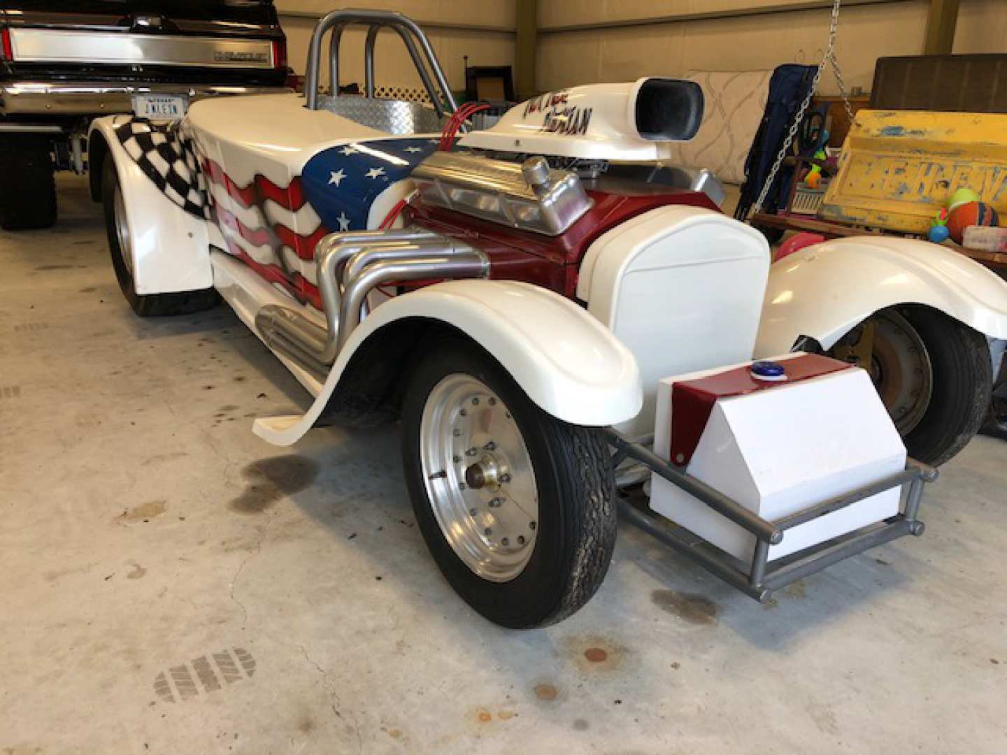 2nd Image of a N/A BBQ PIT CUSTOM CAR