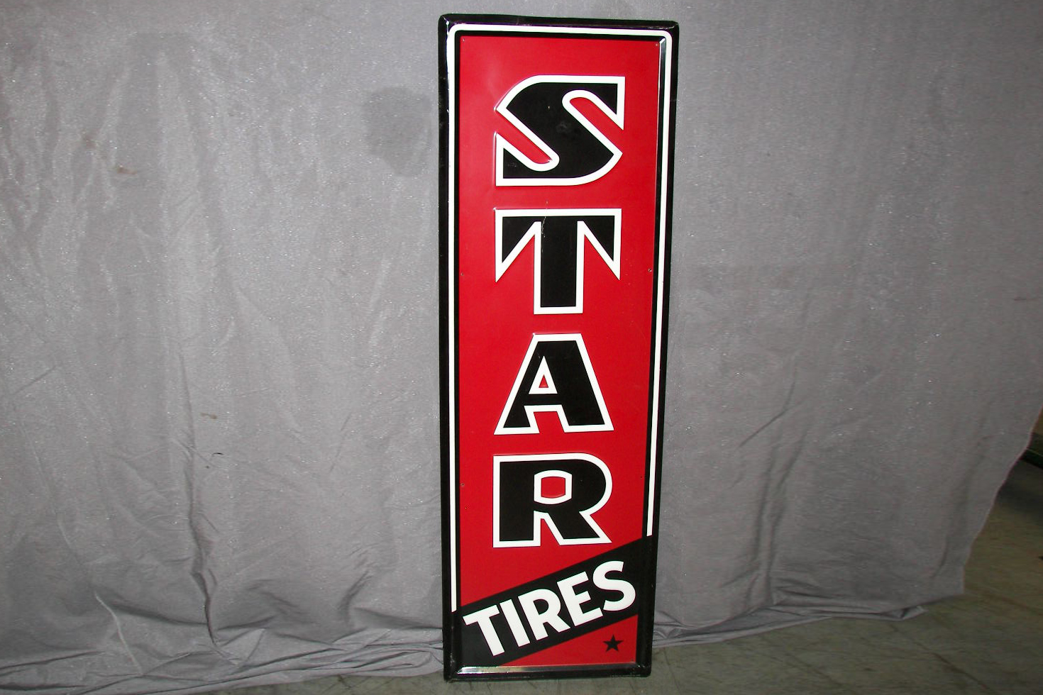 0th Image of a N/A STAR TIRES METAL SIGN