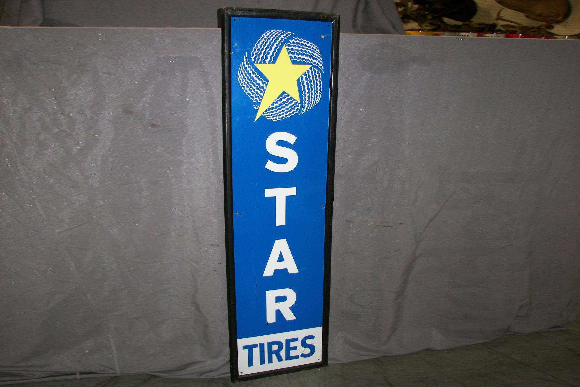 0th Image of a N/A STAR TIRES METAL SIGN