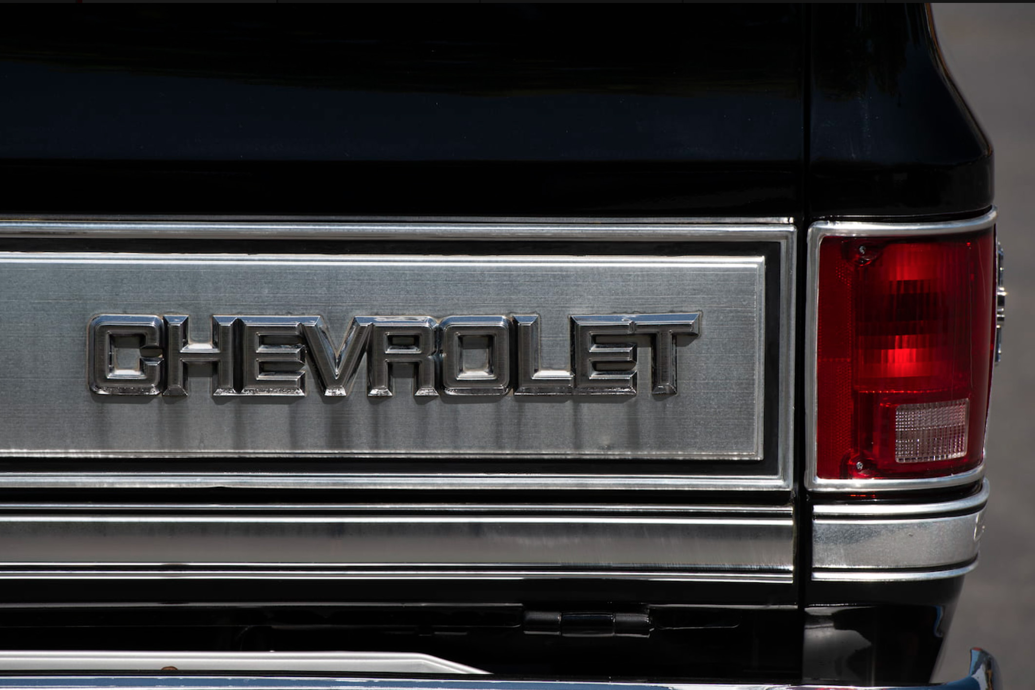 21st Image of a 1985 CHEVROLET BLAZER 1/2 TON; K5/K10