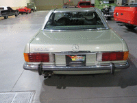 Image 14 of 15 of a 1973 MERCEDES-BENZ 450SL