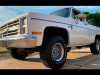 Image 5 of 28 of a 1985 CHEVROLET K10