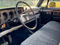 Image 15 of 28 of a 1985 CHEVROLET K10