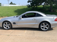 Image 3 of 7 of a 2005 MERCEDES-BENZ SL500
