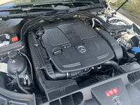 Image 5 of 7 of a 2005 MERCEDES-BENZ SL500