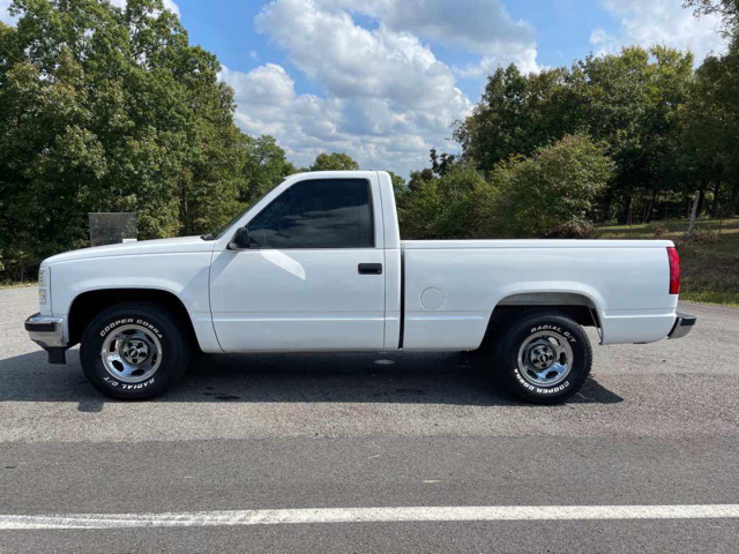 3rd Image of a 1995 GMC SIERRA C1500