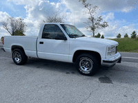 Image 2 of 11 of a 1995 GMC SIERRA C1500