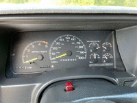 Image 9 of 11 of a 1995 GMC SIERRA C1500